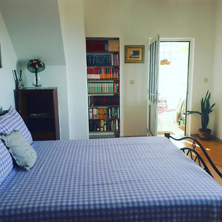 Apartment Ogresta *